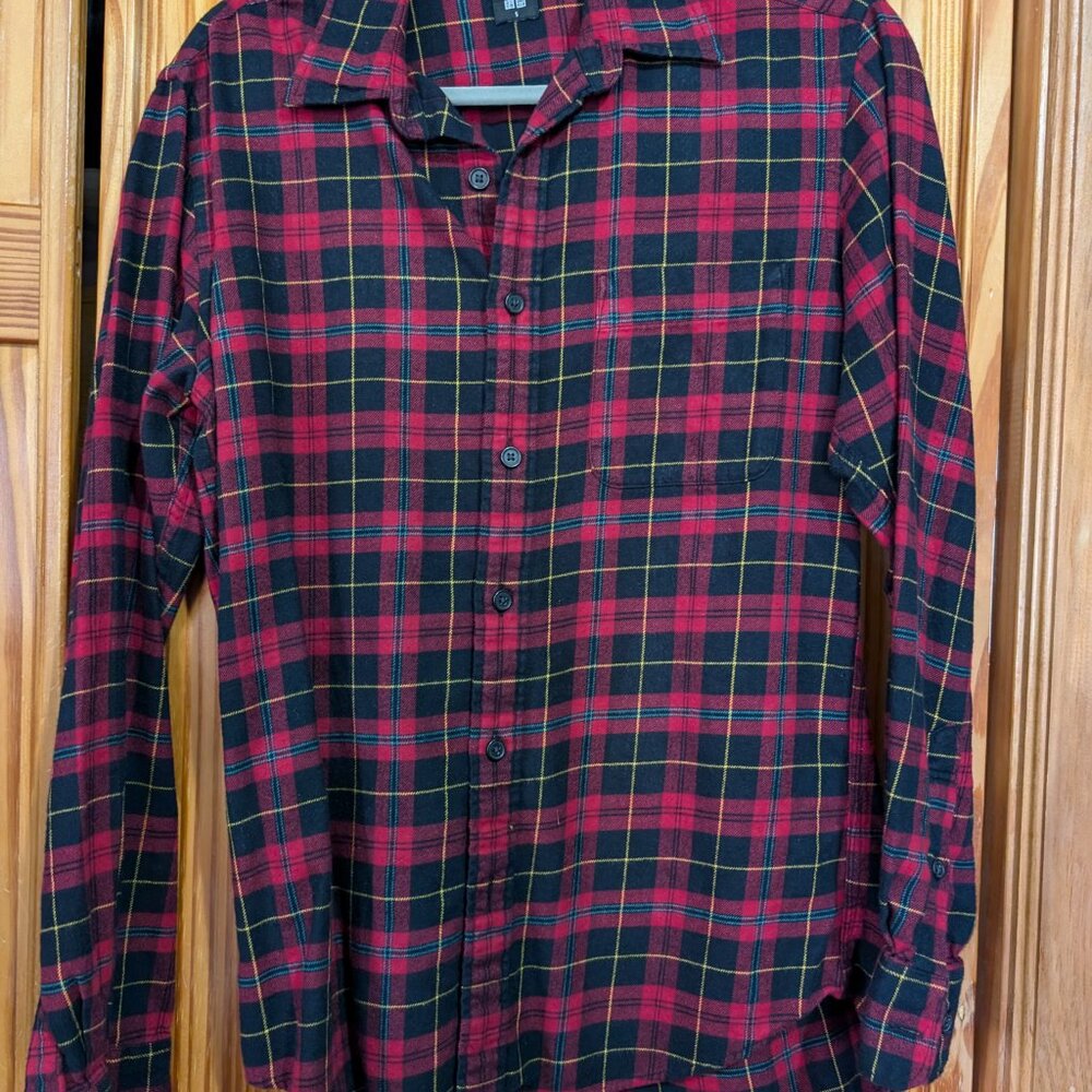 Uniqlo Button-Up shirts (Small) Mens (x3)